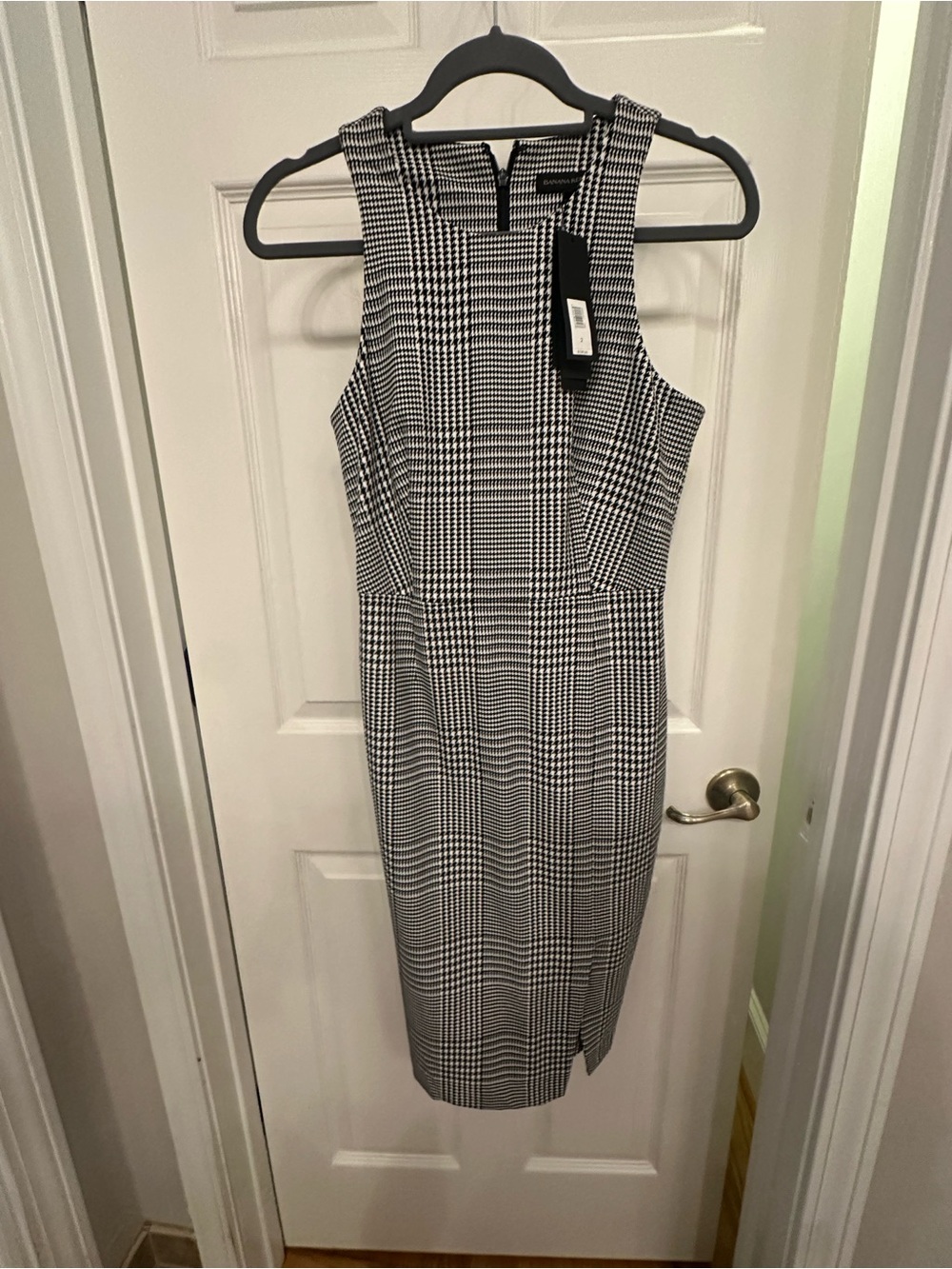 Banana Republic Black and White Houndstooth Midi Sheath Dress NWT